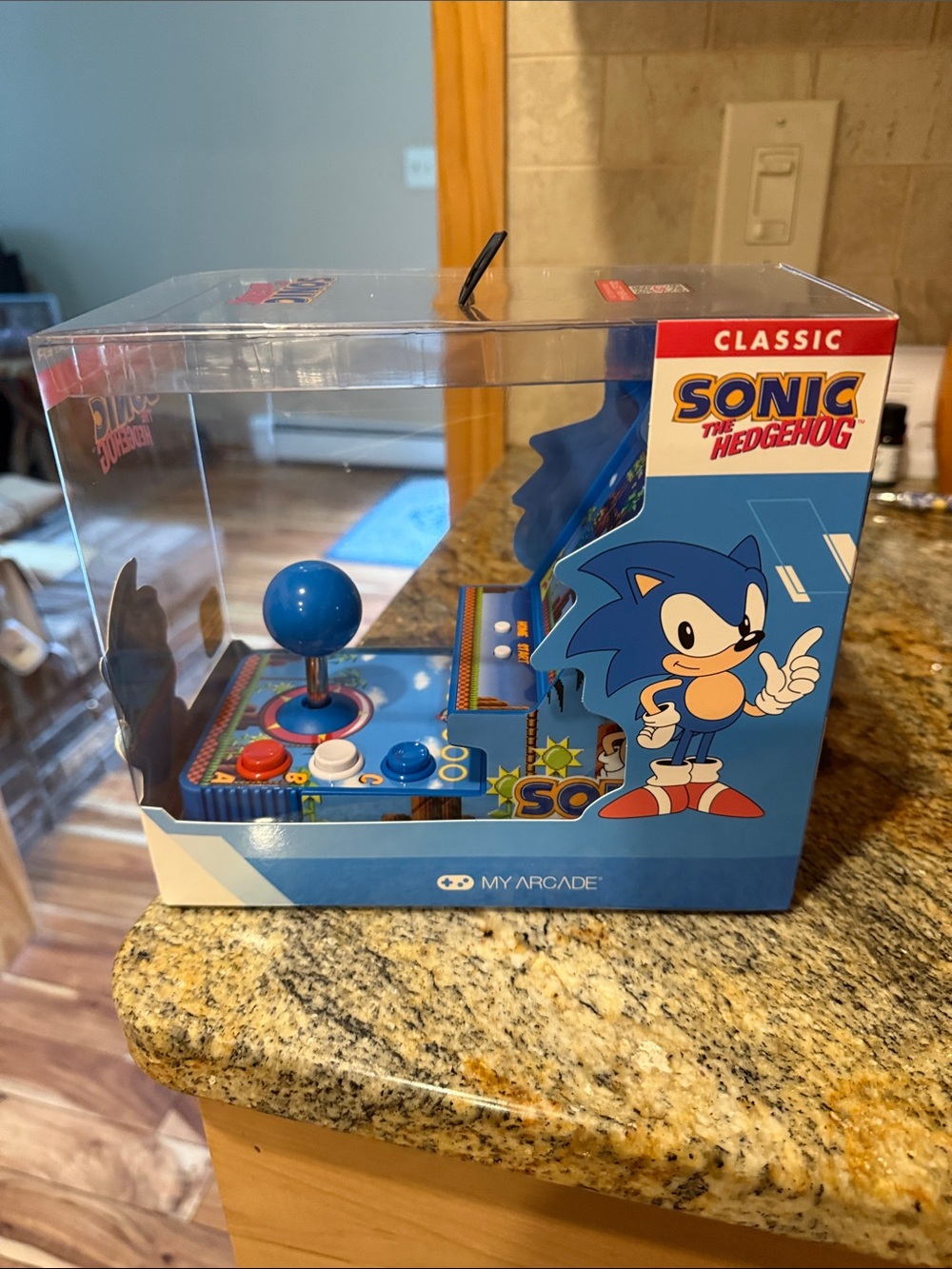 Arcade Sonic the Hedgehog Mini Arcade - Blue Cabinet with Red/White Buttons